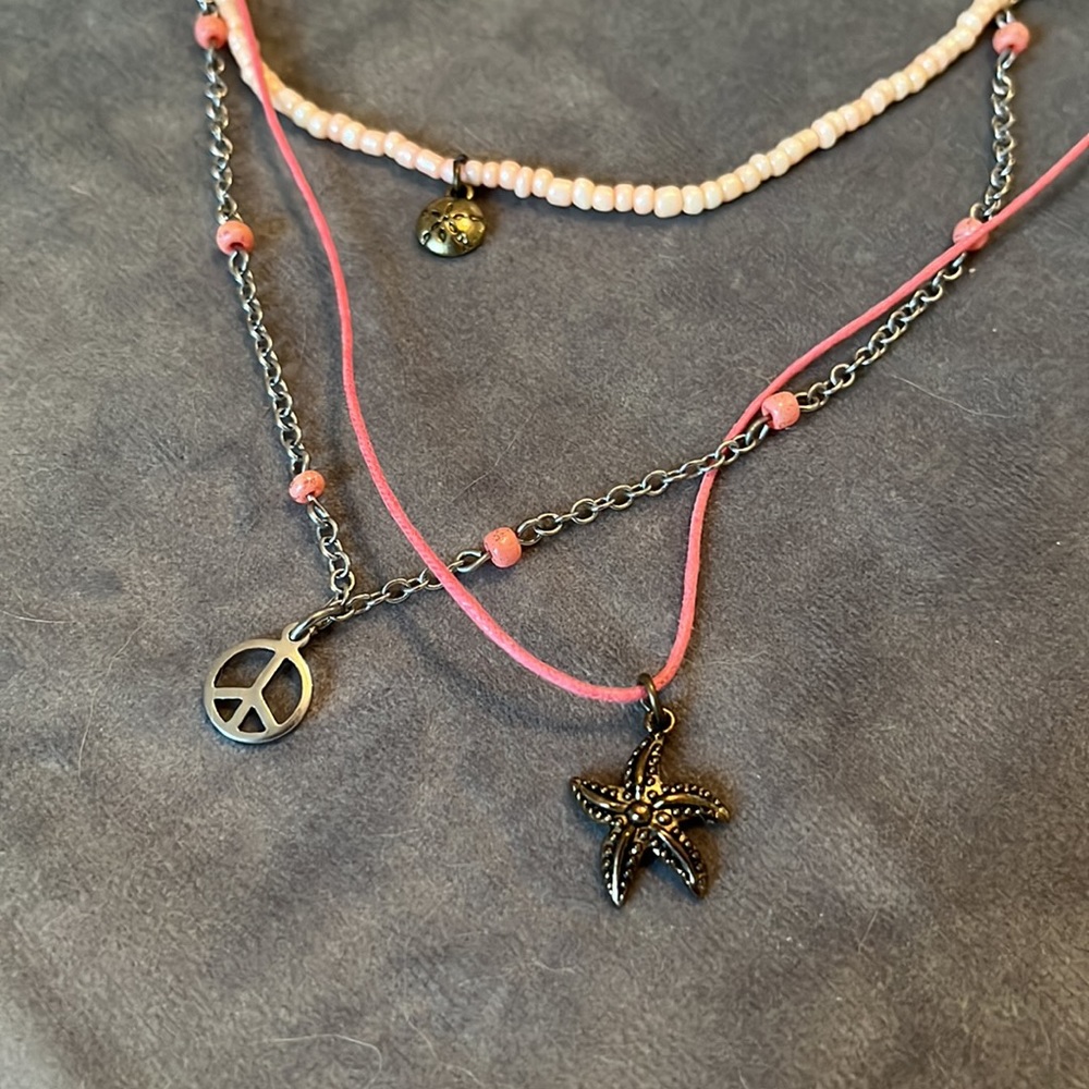 Aeropostale layered necklace